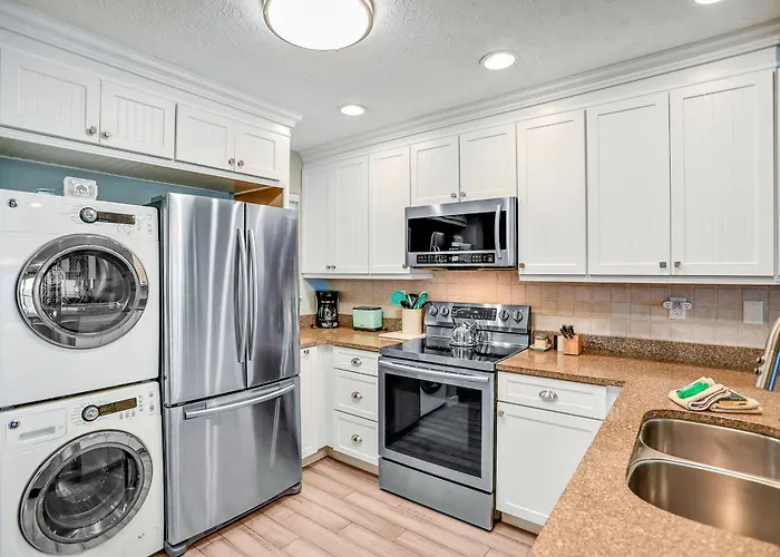 306 Coral Sands