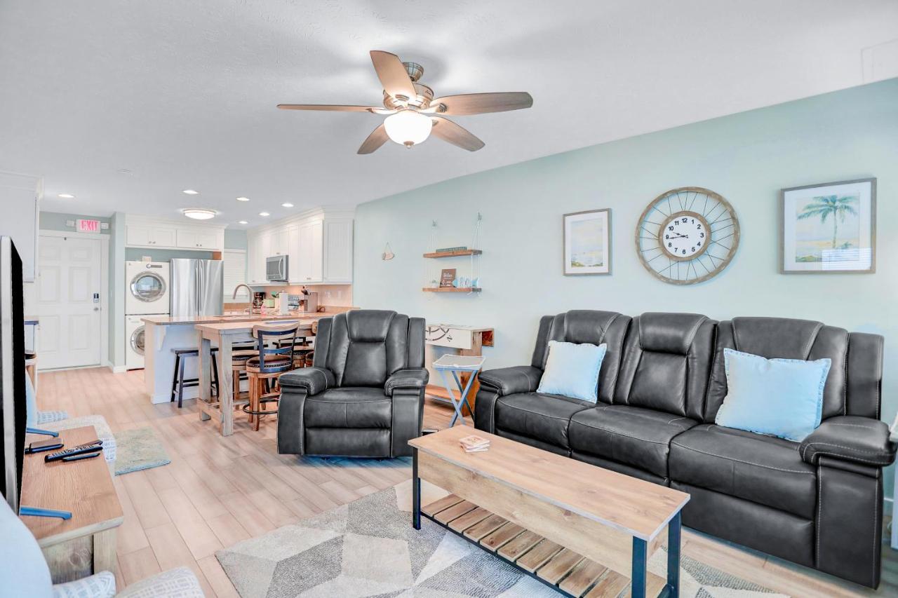Apartment 306 Coral Sands *