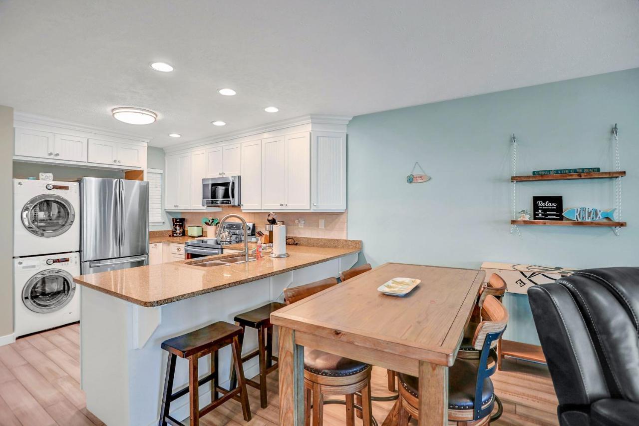 306 Coral Sands